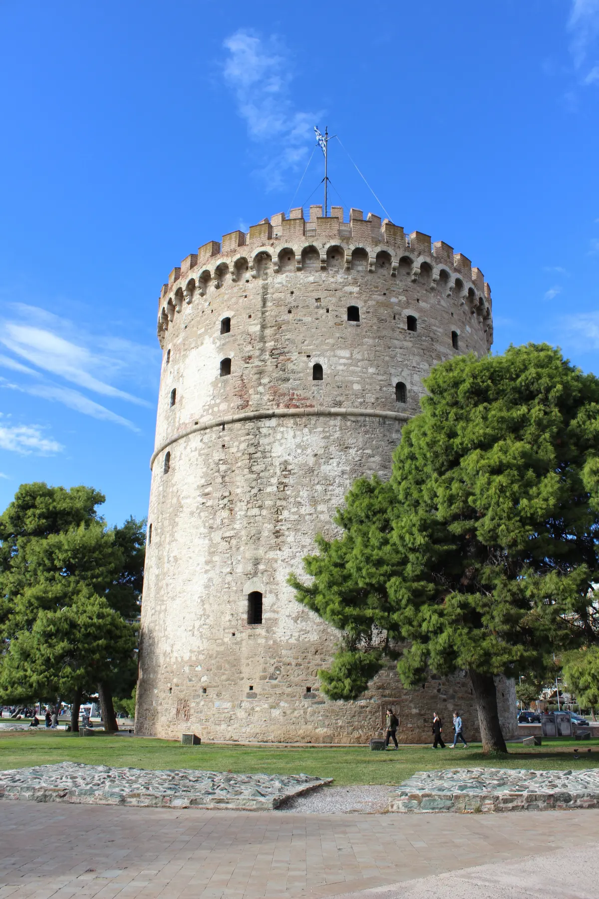 The White Tower of Thessaloniki on the waterfront, Greece